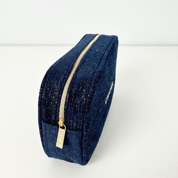 Chanel Makeup Bag 2023 Holiday Gift Set Blue Pouch - Picture 5 of 8